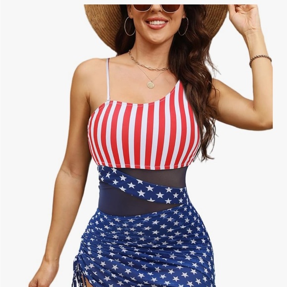 Patriotic Striped and Starred Swimsuit X-Large NWT - Picture 2 of 11